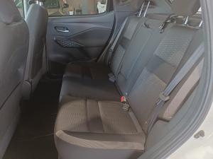 Nissan Magnite 1.0 Visia auto - Image 16