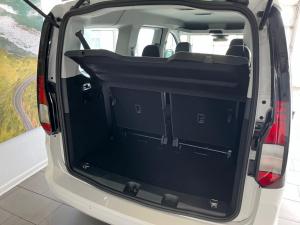 Volkswagen Caddy Maxi 2.0TDI - Image 11