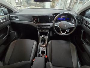 Volkswagen Polo hatch 1.0TSI Life manual - Image 15