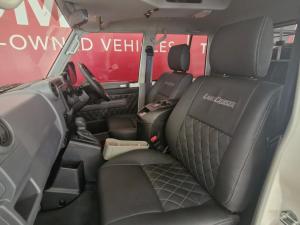 Toyota Land Cruiser 79 2.8GD-6 double cab - Image 8