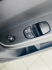 Nissan Navara 2.5DDTi single cab XE - Image 13