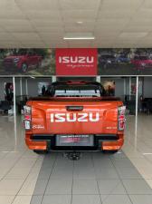 Isuzu D-Max 3.0TD double cab V-Cross 4x4 - Image 5