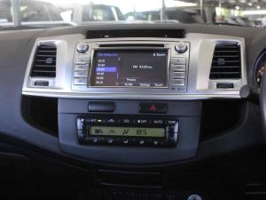 Toyota Hilux 3.0D-4D double cab 4x4 Raider Legend 45 auto - Image 11