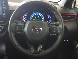 Toyota Corolla Cross 1.8 Hybrid GR-Sport - Image 8