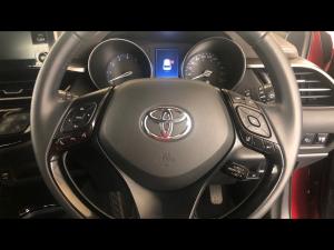 Toyota C-HR 1.2T Luxury - Image 8
