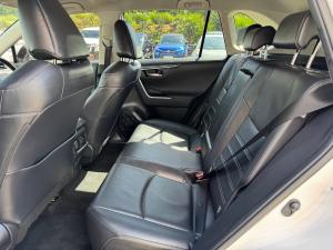 Toyota RAV4 2.0 VX - Image 16