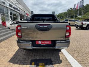 Toyota Hilux 2.8GD-6 double cab 4x4 Legend auto - Image 5