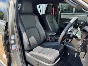 Toyota Hilux 2.8GD-6 double cab 4x4 Legend auto - Image 15