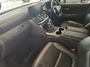 Toyota Landcruiser 300 V6 3.3D GR-S - Image 7