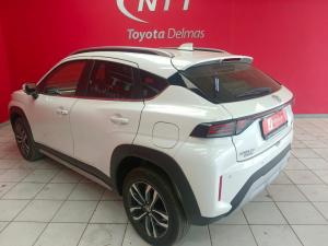 Toyota Starlet Cross 1.5XR automatic - Image 9