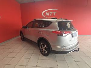 Toyota RAV4 2.0 GX automatic - Image 11