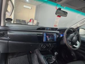 Toyota Hilux 2.4 GD-6 RB SRXS/C - Image 6