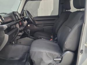 Suzuki Jimny 1.5 GLX automatic - Image 7