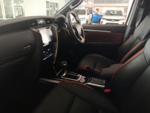Toyota Fortuner 2.8GD-6 Raised Body automatic - Image 7