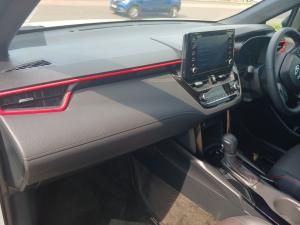 Toyota Corolla Cross 1.8 GR-S - Image 16