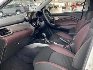 Toyota Starlet Cross 1.5XR automatic - Image 7