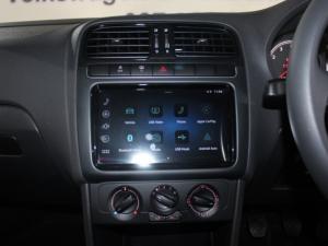 Volkswagen Polo Vivo 1.4 Life - Image 11