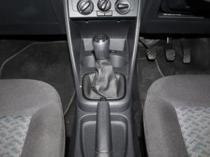 Volkswagen Polo Vivo 1.4 Life - Image 14