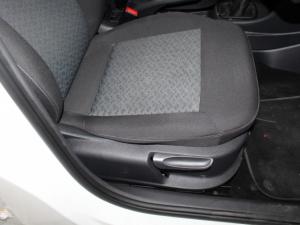 Volkswagen Polo Vivo 1.4 Life - Image 17
