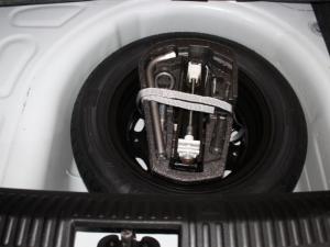 Volkswagen Polo Vivo 1.4 Life - Image 9