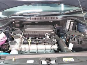 Volkswagen Polo Vivo 1.6 Life TIP - Image 9