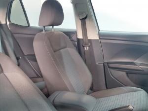 Volkswagen T-CROSS 1.0 TSI Comfortline DSG - Image 6