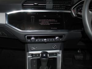 Audi Q3 35 Tfsi Stronic Black Edition - Image 11