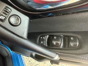 Nissan Qashqai 1.5 dCi Tekna - Image 13