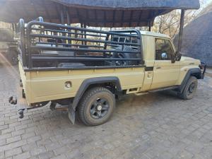 Toyota Land Cruiser 79 2.8 GD-6S/C - Image 3