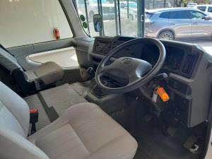 Toyota Coaster 4.0D 23 Seater B/S - Image 8