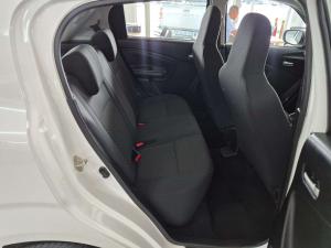 Toyota Vitz 1.0 XR - Image 10