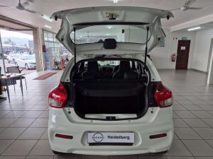 Toyota Vitz 1.0 XR - Image 6