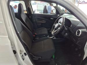 Toyota Vitz 1.0 XR - Image 9