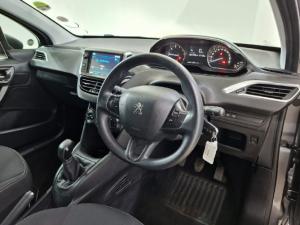 Peugeot 208 1.2 Active - Image 19