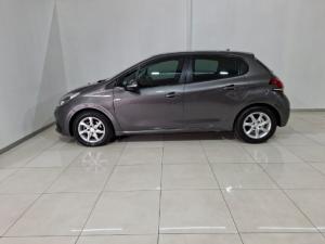 Peugeot 208 1.2 Active - Image 24
