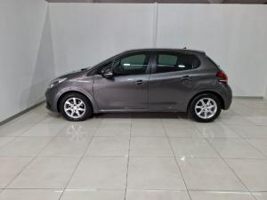 Peugeot 208 1.2 Active - Image 25