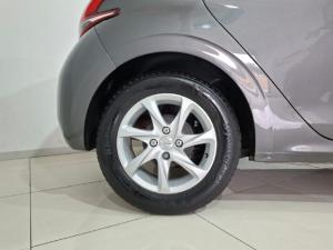 Peugeot 208 1.2 Active - Image 7