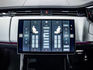 Land Rover Range Rover Sport 4.4 SV+ - Image 17