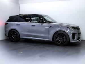 Land Rover Range Rover Sport 4.4 SV+ - Image 2