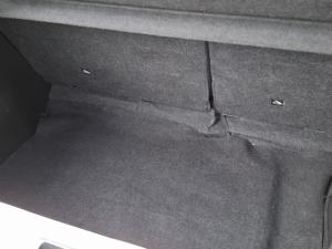 Toyota Vitz 1.0 XR manual - Image 11