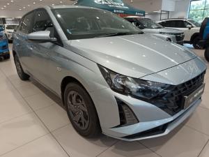 Hyundai i20 1.4 Premium - Image 10