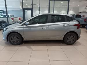 Hyundai i20 1.4 Premium - Image 2