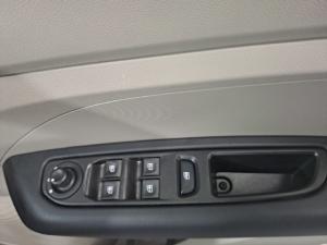 Renault Triber 1.0 Techno - Image 13