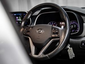 Hyundai Tucson 2.0 Executive - Image 12