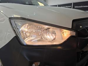 Isuzu D-Max 1.9TD double cab L auto - Image 4