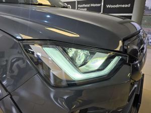 Isuzu D-Max 3.0TD double cab V-Cross - Image 4