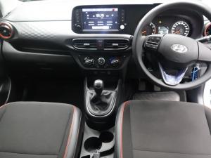 Hyundai Grand i10 1.0 Premium hatch - Image 8