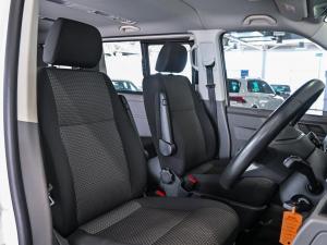 Volkswagen Transporter 2.0TDI Kombi SWB Trendline auto - Image 14