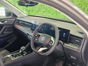 MG HS 1.5T Luxury - Image 19
