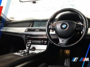 BMW 7 Series 730d M Sport - Image 14